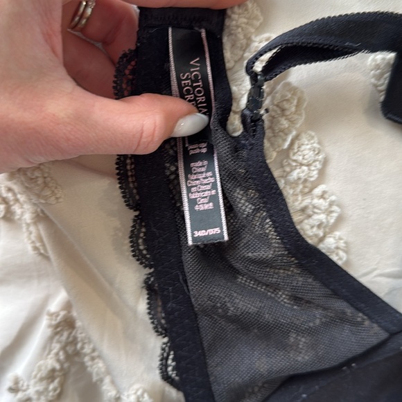 Victoria secret bra - Picture 2 of 3